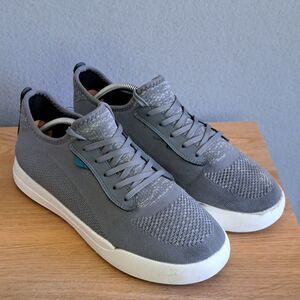 Vessi Women's 9 Weekend Sneaker Gray Waterproof Lace-Up Casual Shoes